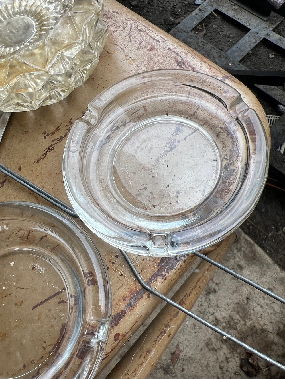 Source Unknown Clear Glass Ashtray Set - Transparent